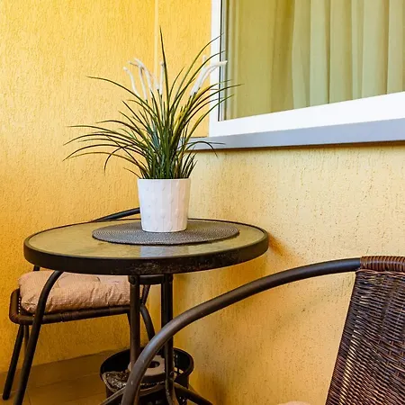 Rr Apartamentai Palangos Centre